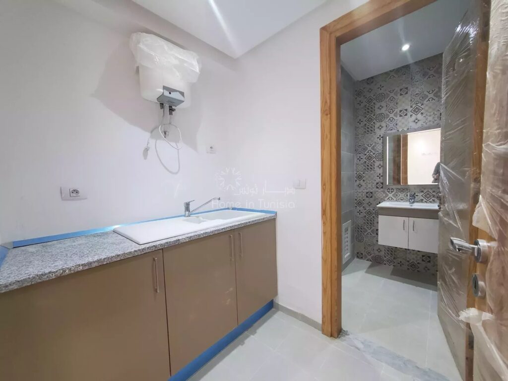 Appartement S+2 à Usage Bureautique à Vendre – Zone Touristique de Sousse