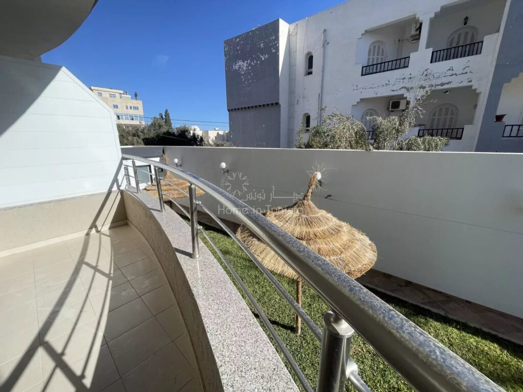 Location Annuelle S+2 Meublée à Chott Meriem