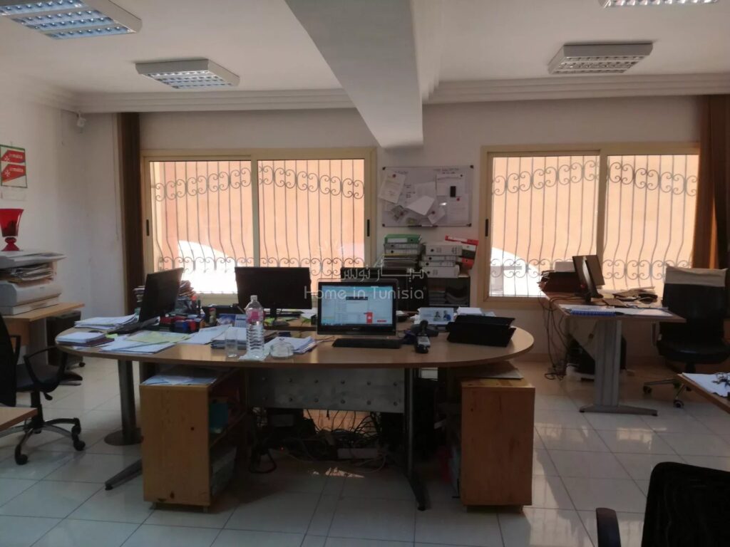 Appartement à Usage Bureautique à Vendre