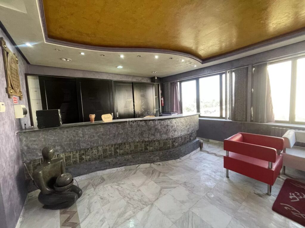 Local Commercial Polyvalent au Centre de Spa