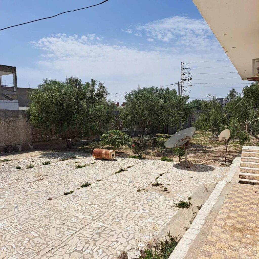 Building Land for Sale in Bekalta – 1600 m² – Prime Location on Main Road to Mahdia