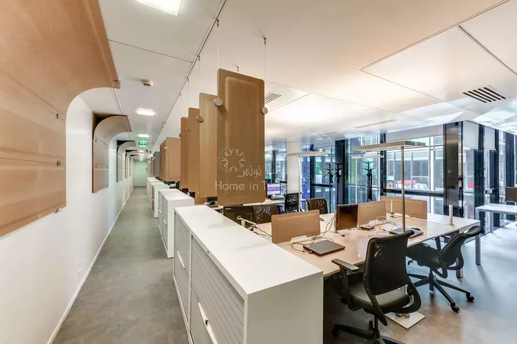 إيجار مساحة مفتوحة حسب الطلب – موقع مرموق في قلب المنطقة السياحية بسوسة