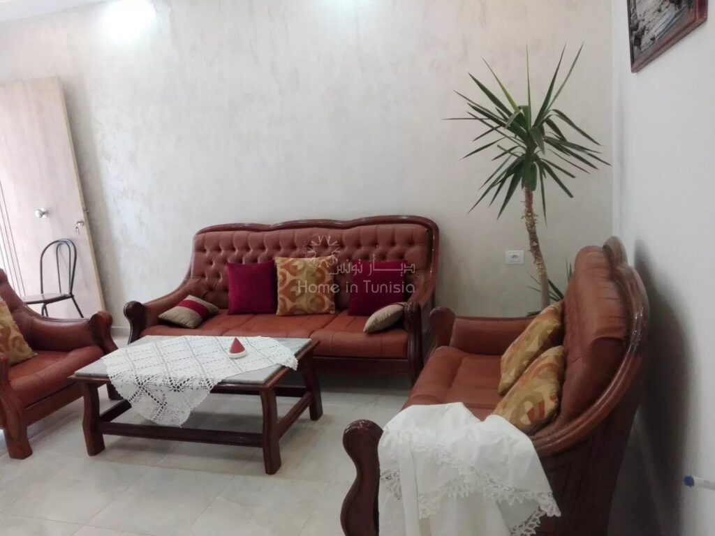 Un Beau Appartement à Tantana Chott Meriam pour les Vacances