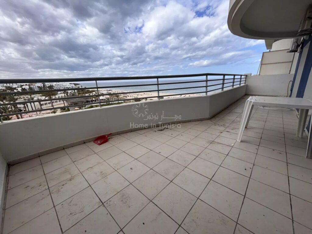 Appartement à Louer – Vue sur Mer, Route Touristique Sousse