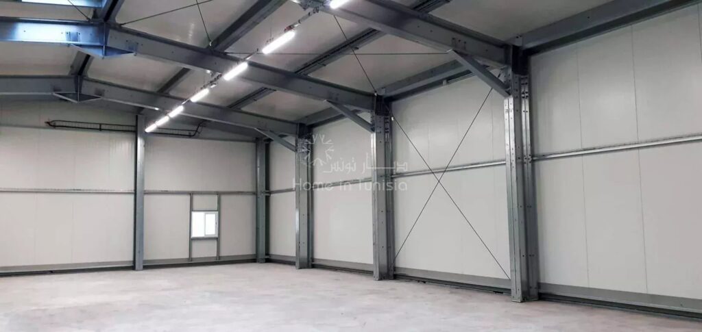 À Vendre – Usine Industrielle de 3 500 m² à Messadine