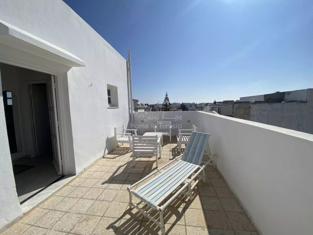Annonce Location Saisonnière – S+1 avec Grande Terrasse à Chott Meriem