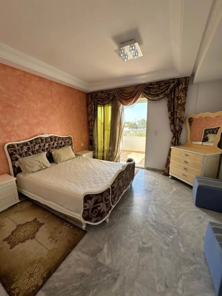 À Vendre – Appartement S+2 avec vue mer à Hergla