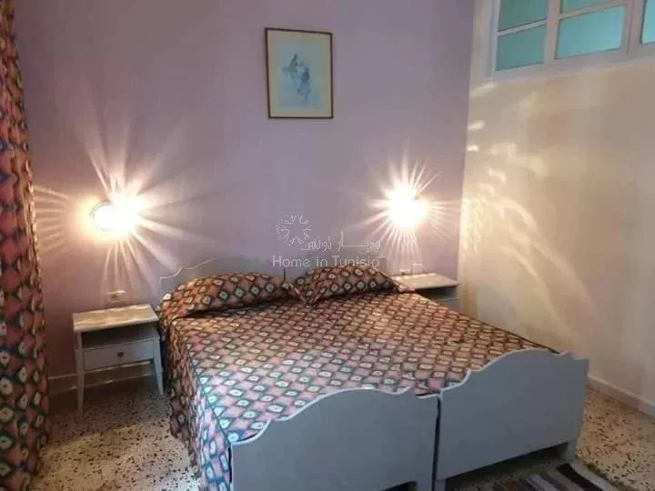 إعلان عقاري: بيع فندق في موقع مميز – فرصة استثمارية أو تحويل إلى سكن