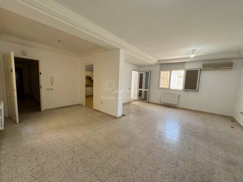 À Vendre – Appartement S+3 à Trocadéro (Proche Centre-Ville)