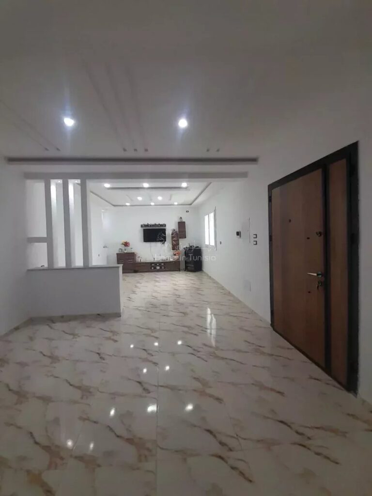 A VENDRE VILLA A SOUSSE CITE RIADH 5