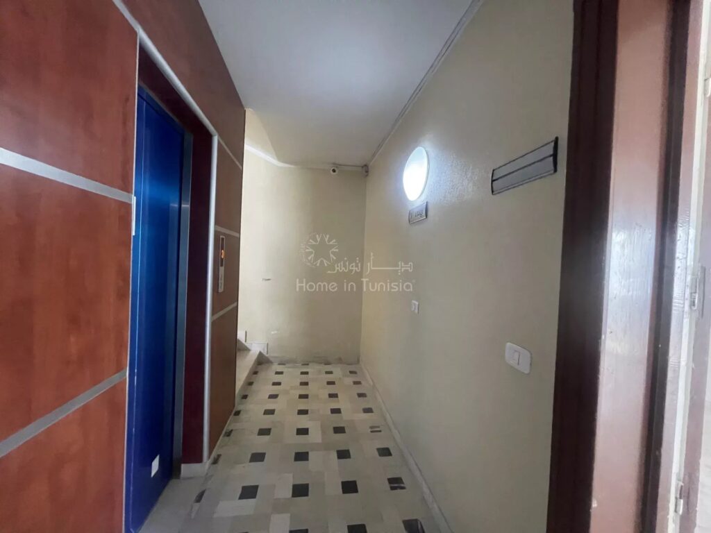 location annuelle bureau S+3 à hammam Sousse
