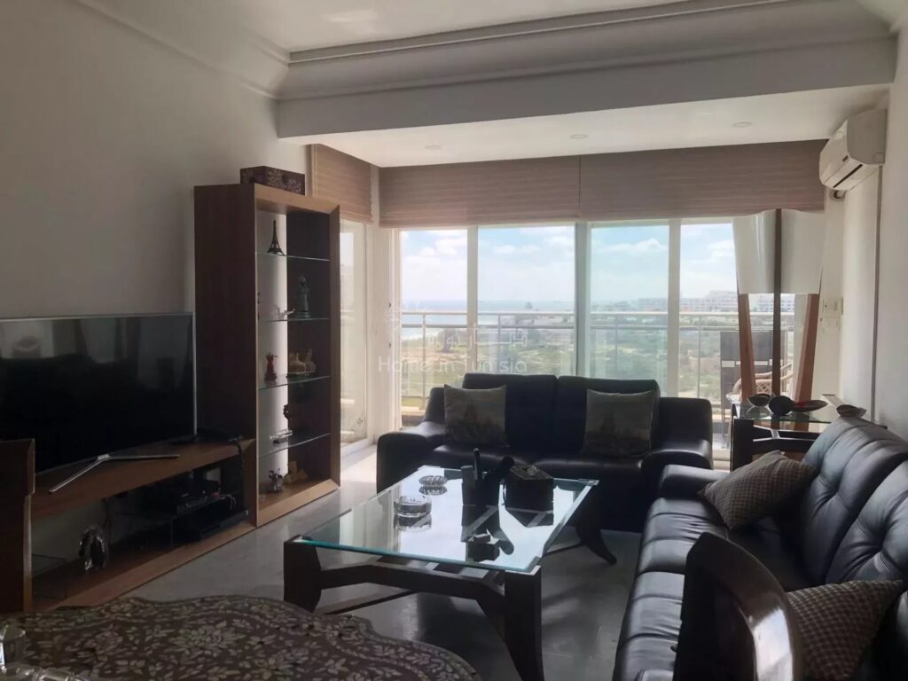 S+2 pieds dans l&rsquo;eau meublé