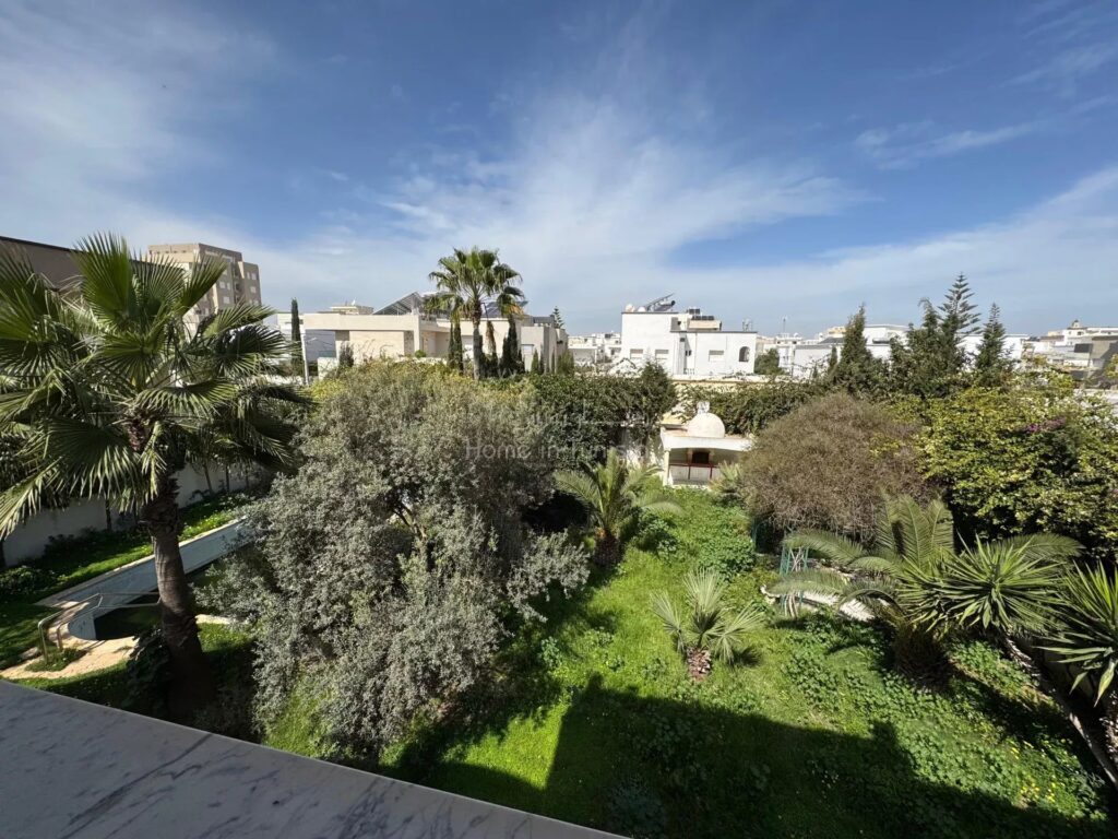 Villa d’Exception à Vendre – Khezama Ouest – Terrain de 1135 m² Constructible en R+4 – Idéal Promoteur Immobilier