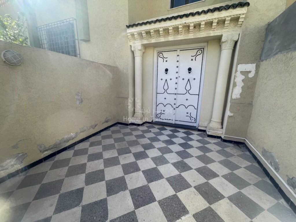 Vente Appartement S+3 à Khezama Est