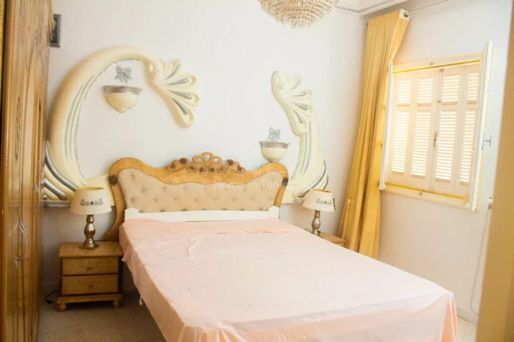 Appartement à Vendre – Corniche Khezama