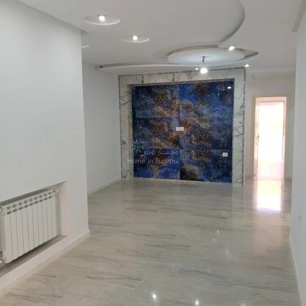 À Vendre : Étages de Villa S+3 avec Garage et Appartement S+4 Indépendant