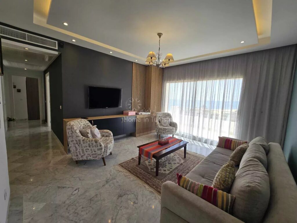 Appartement S+2 à Louer à l&rsquo;Année – Dernier Étage, Pieds dans l&rsquo;Eau à Kantaoui