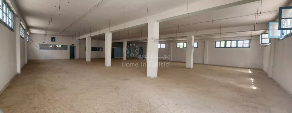 À Vendre : Entrepôt à Akouda – Opportunité Idéale pour Activité Industrielle