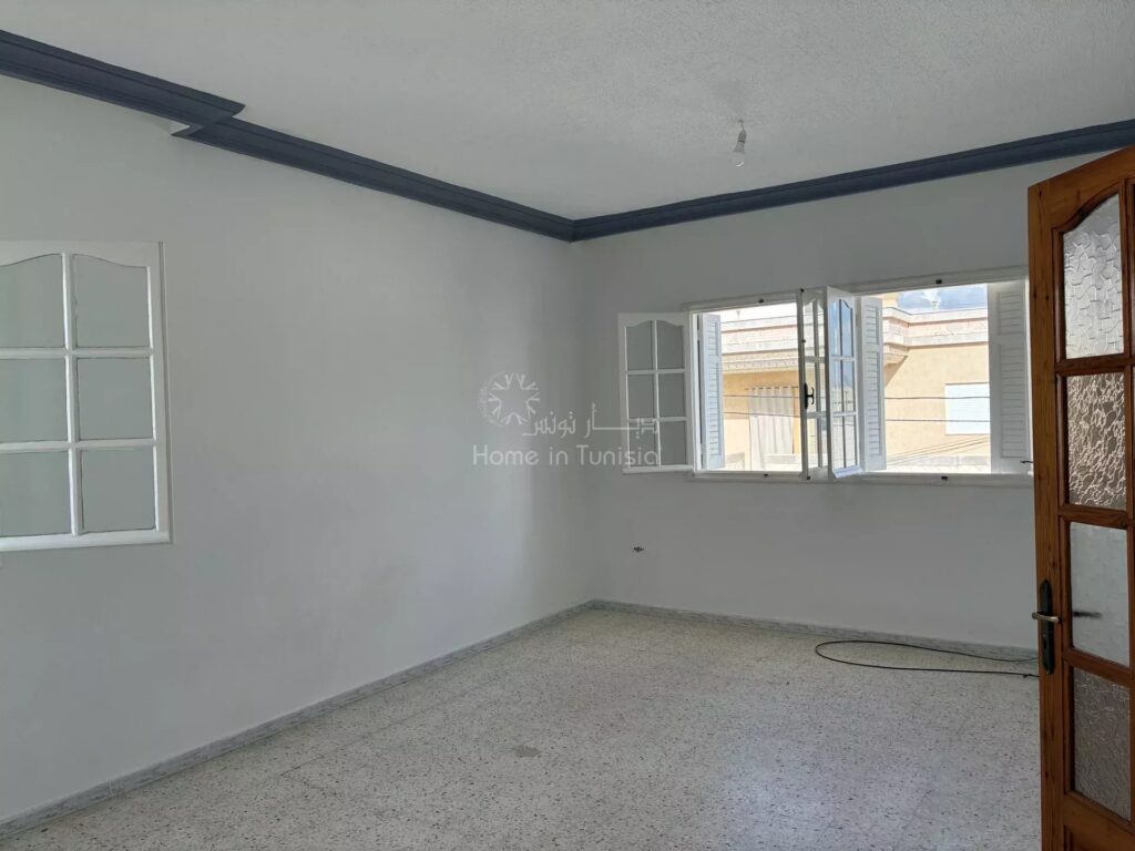 للإيجار – الطابق الأول من فيلا في حمام سوسة غرابي