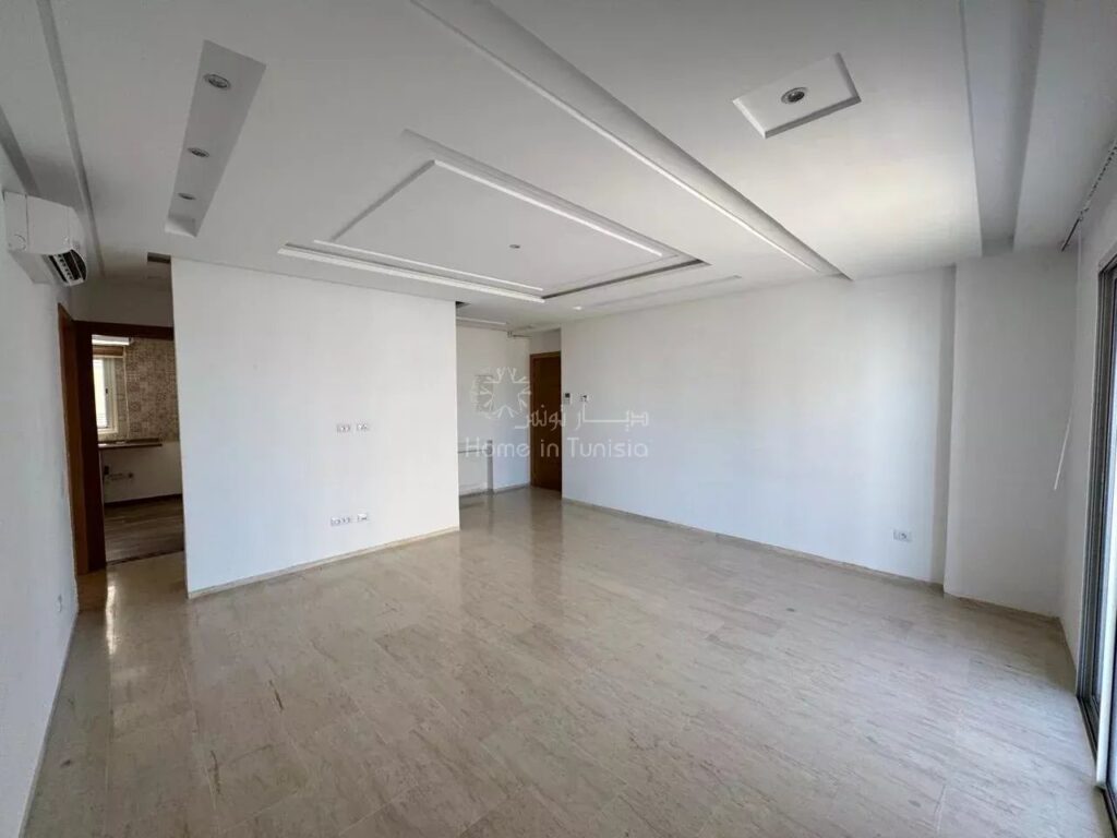 لبيع – شقة رائعة من نوع S+2 في سهلول 4، إقامة القمر