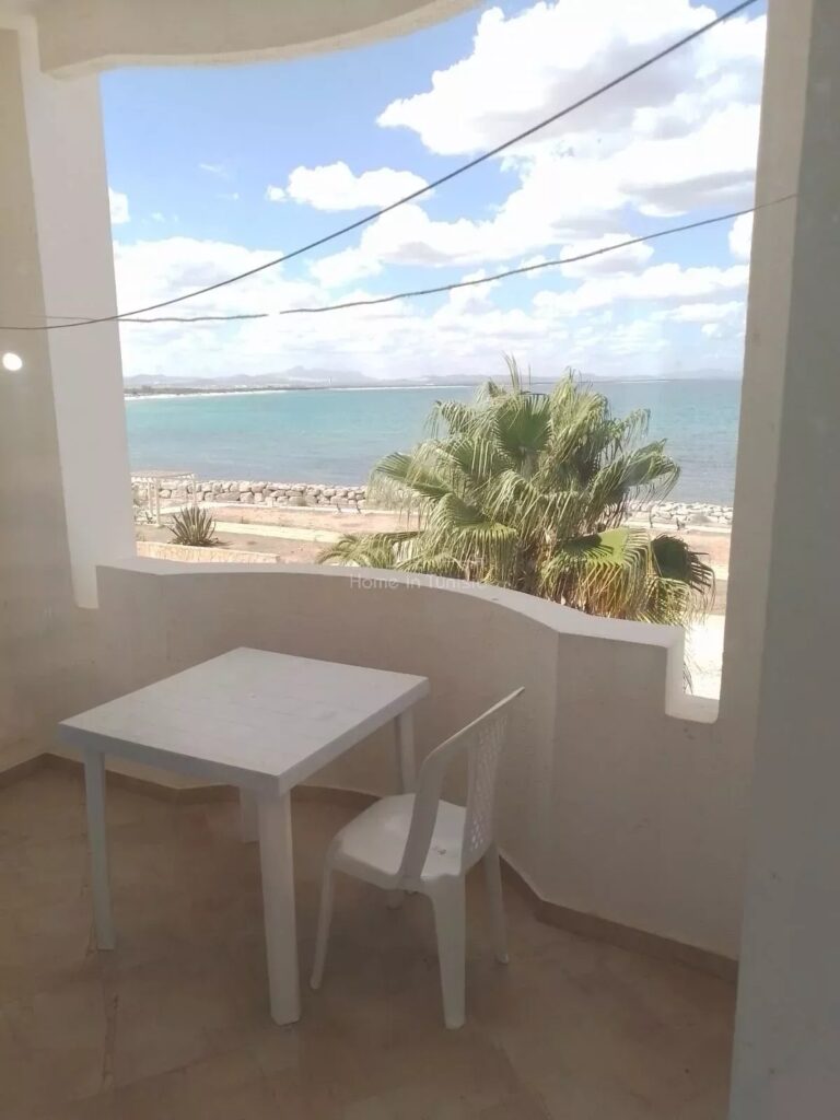 🏡 À Louer : Appartement S+2 avec Vue Mer Magnifique – Hergla 🌊