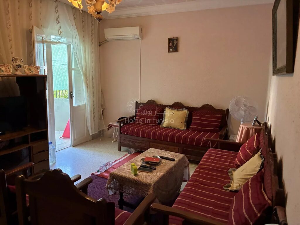 للبيع: شقة من 3 غرف في الطابق الأرضي – سوسة، سويـس