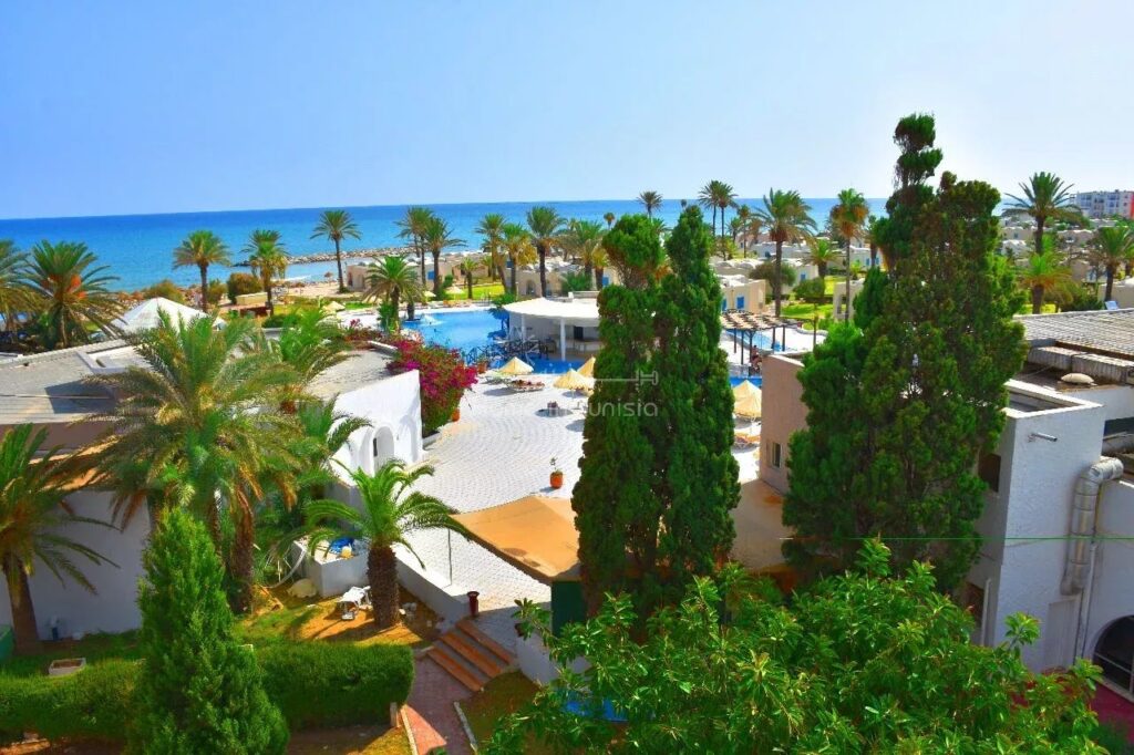 Bungalow les pieds dans l&rsquo;eau dans un domaine privé